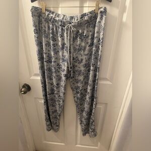 Lucky Brand Blue Floral Lounge Pants